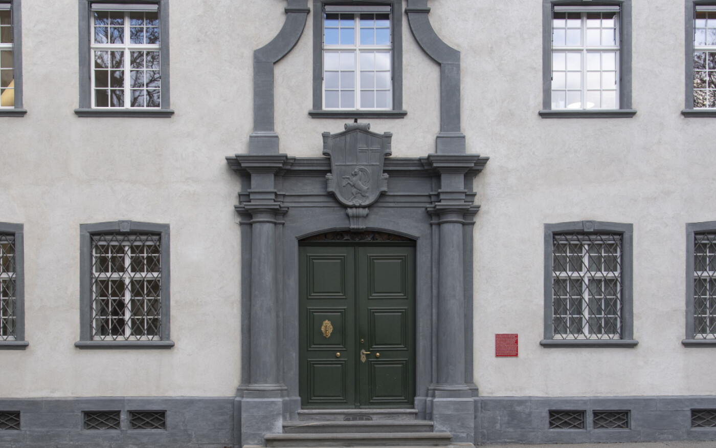 Deficit di 111 milioni di franchi per il Cantone