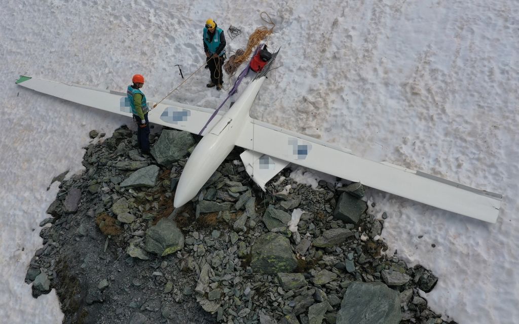 2021 06 16 Segelflieger  W 1200  H 0 74559