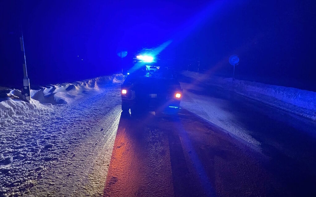 2025 02 16 VU Casaccia Pw Mit Pw Vereiste Fahrbahn  W 1200  H 0 7a353