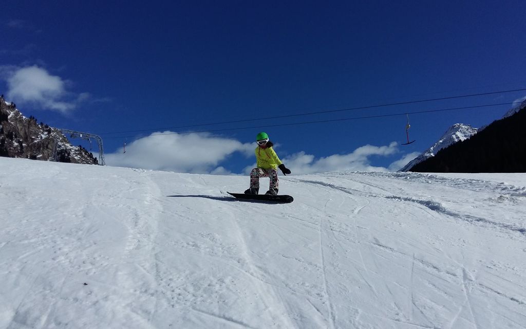 25488450 1999691803576418 186964716250450408 O 4319b