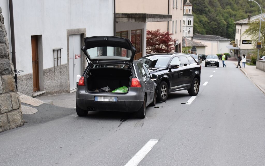 5AB6807C F930 4873 ACF5 B27529D8BE9F Bfe4c