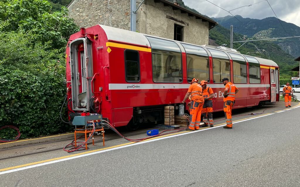 ED9B98D8 40E5 4029 AF0F 749935665C01 Dda24