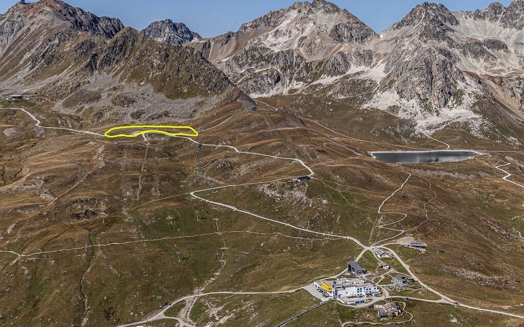 Foto OP Nair Pitschen  W 1600  H 0 1a592