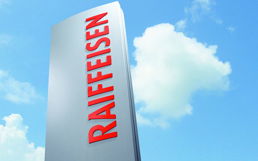 Raiffeisen Pylon 3e057