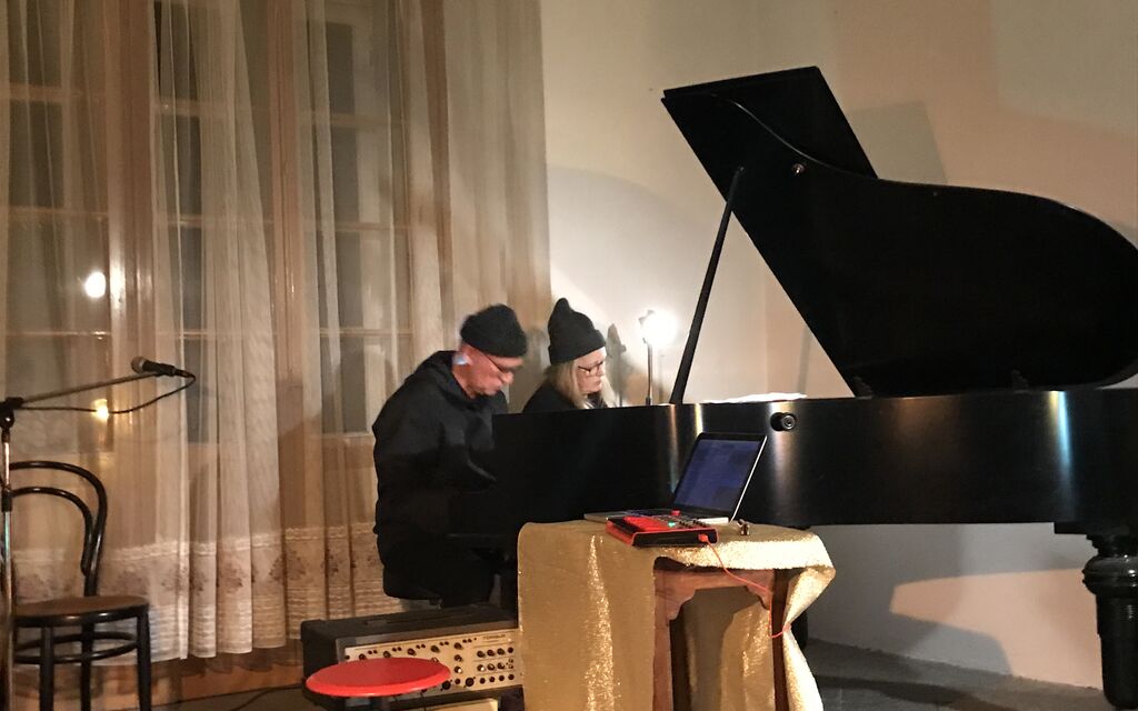 Uncool Wayne Horvitz Robin Holcomb 120322 64630