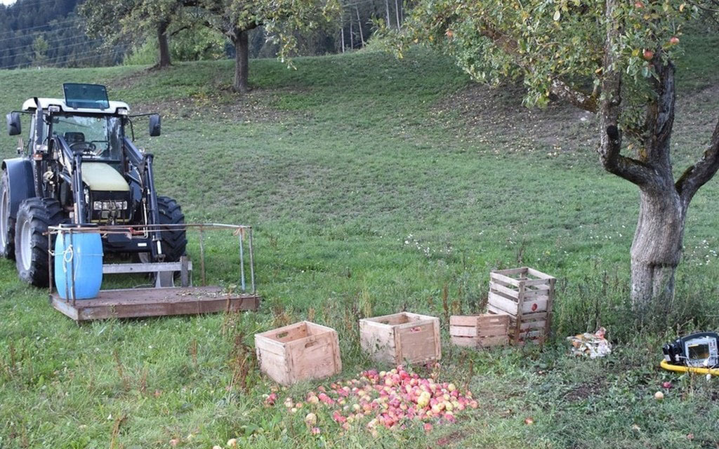 2018 09 26 Sturz Frontlader  W 1200  H 0 17b87