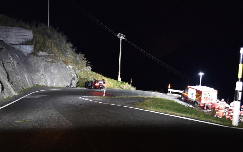 2019 11 08 Tschlin1  W 1200  H 0 E86b6