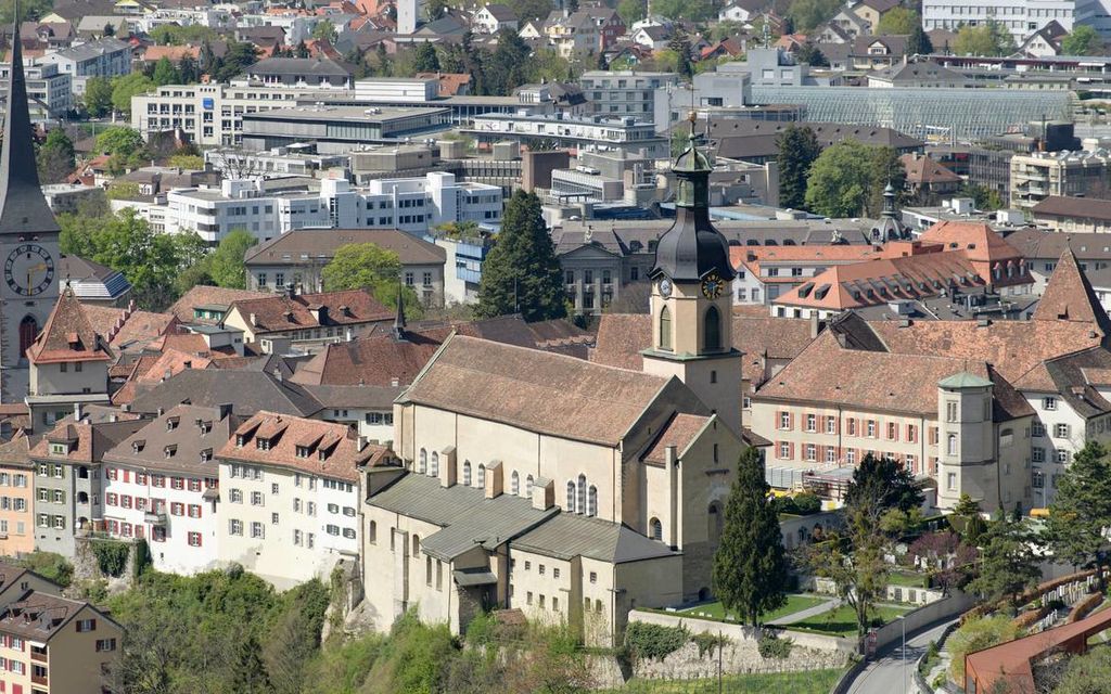 Elezione nuovo vescovo; fumata nera oggi a Coira Elezione nuovo vescovo; fumata nera oggi a Coira