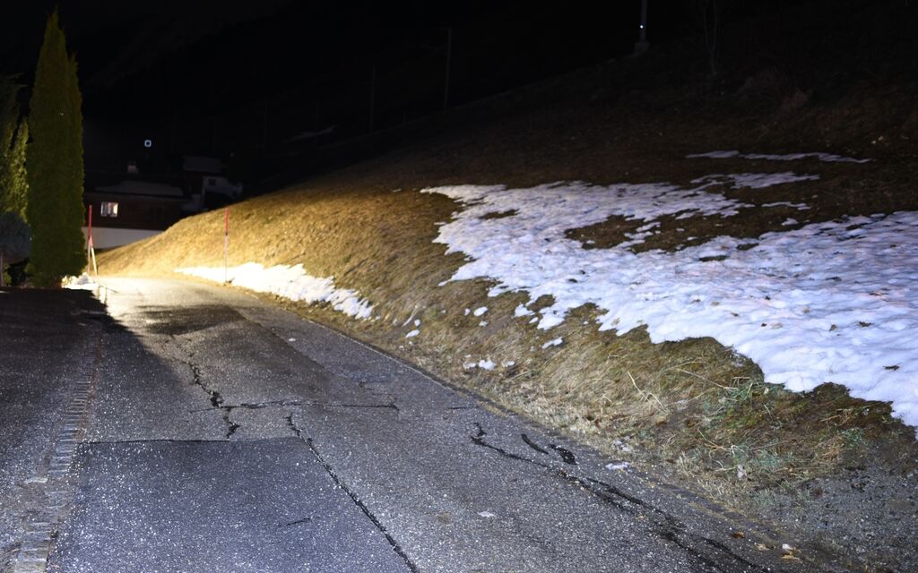 2024 02 13 Sedrun Hund Erlegt  W 1600  H 0 0434c