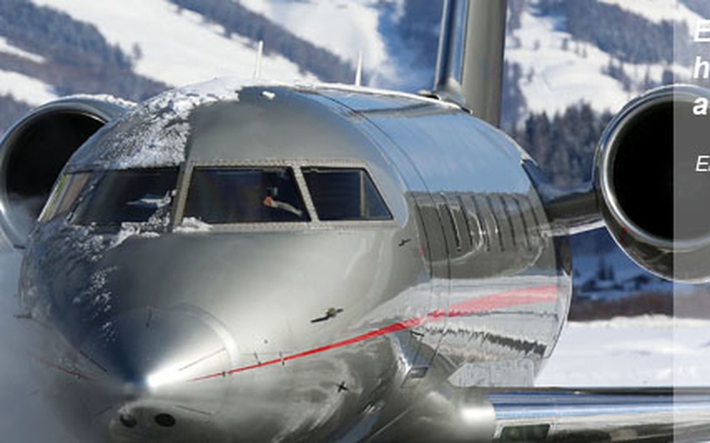 Engadin Airport 0014 Flugzg Mit Arbeiter Englisch D22c1