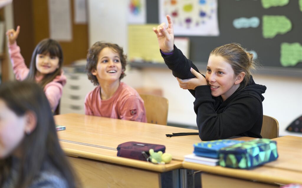 Foto Abschlussbericht Lehrplan 21  W 1600  H 0 Ad80d