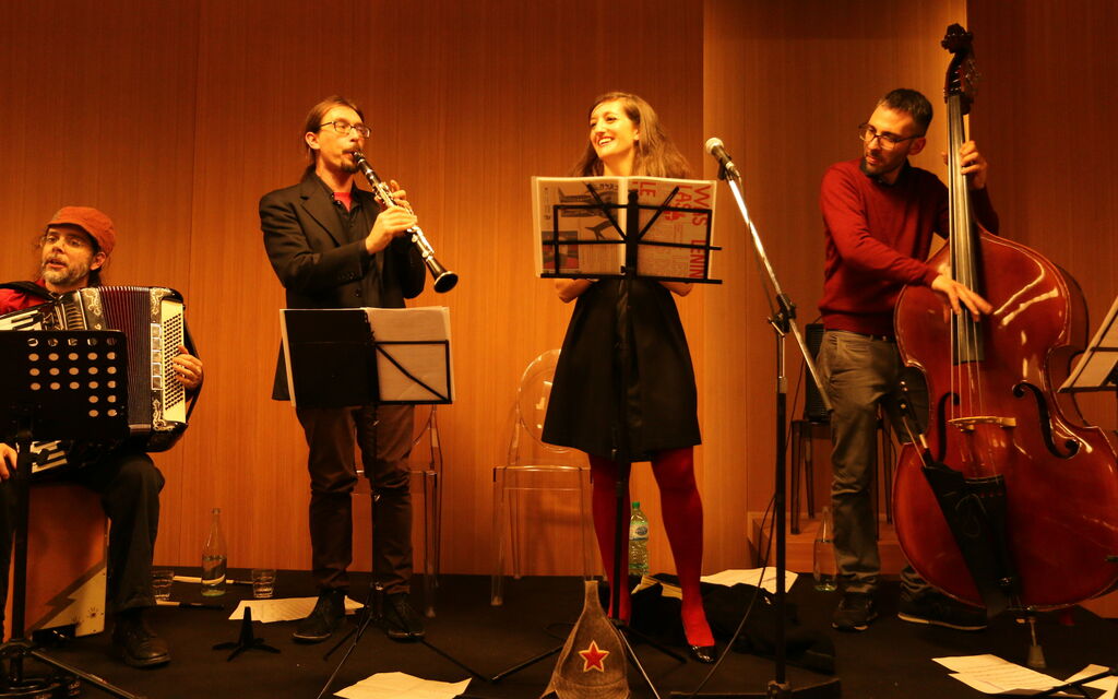 Messia E Rivoluzione 05117