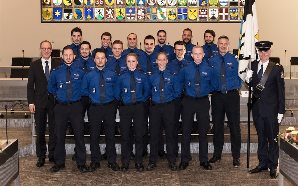 Polschule 1718  W 1200  H 0 1c72d