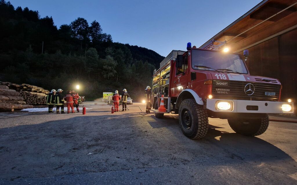 Pompieri Poschiavo Acfdf