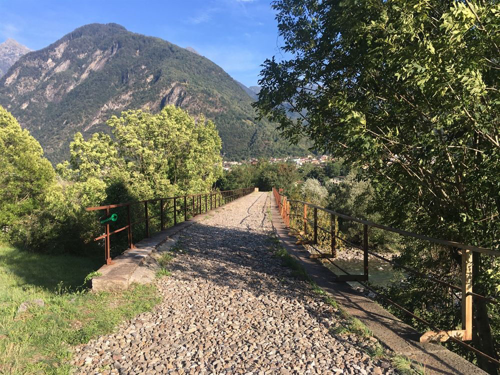 Radweg Foto  W 1000  H 0 7be3c