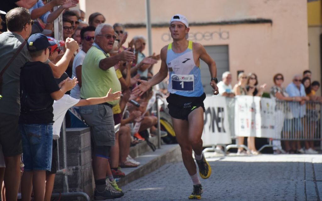 Skyrace 6100 22e84c632db1f2cac0bf31a75436fa06 0af4a