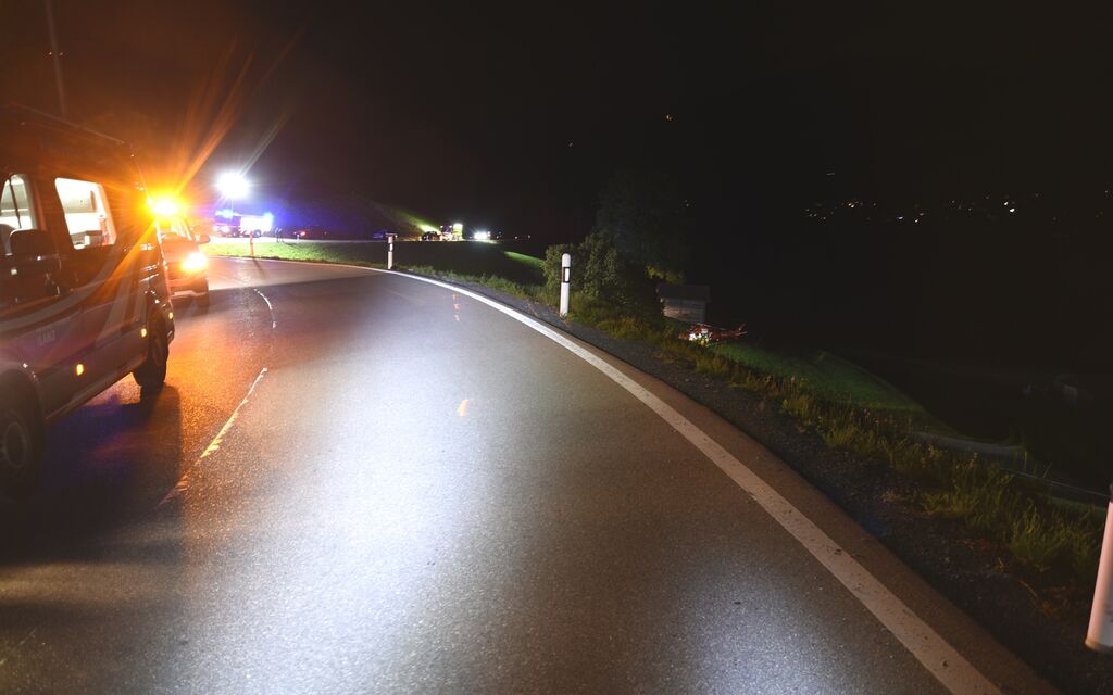 Valendas1  W 1600  H 0 A93fb