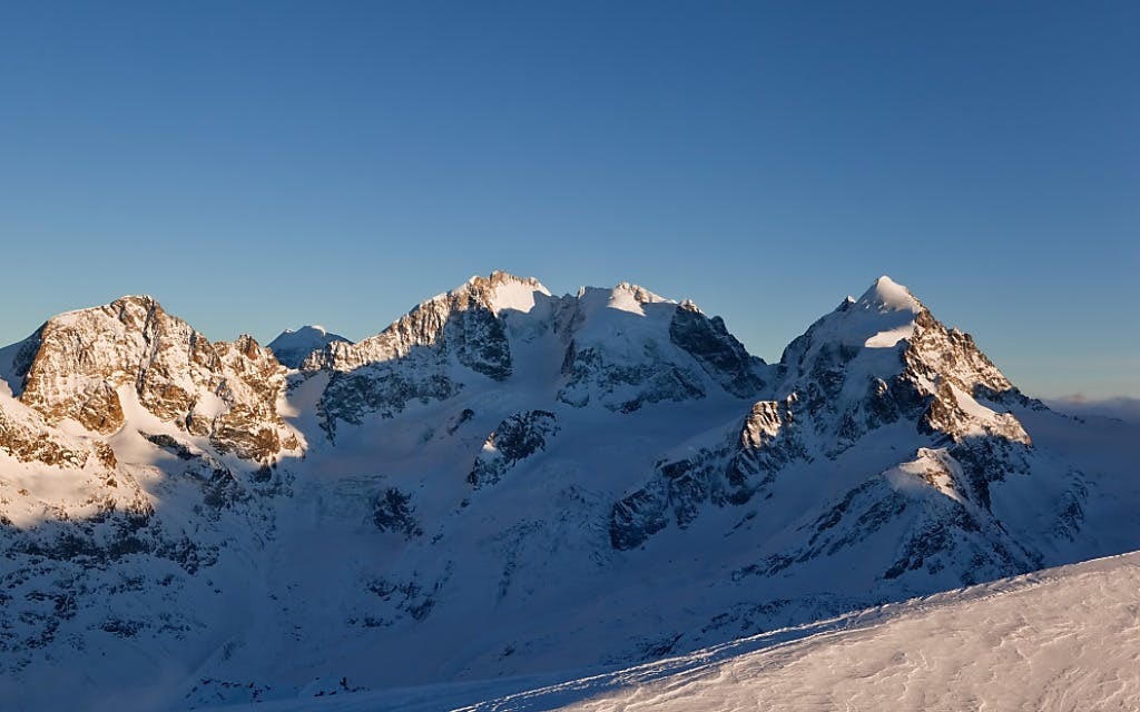 Ab3674d2 0fb4 4113 9e5b 79e21b497e40 E2dfc