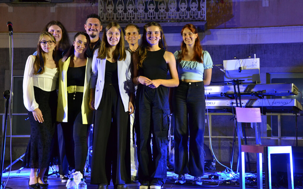 Armony Piazza Poschiavo 0097 F0c03