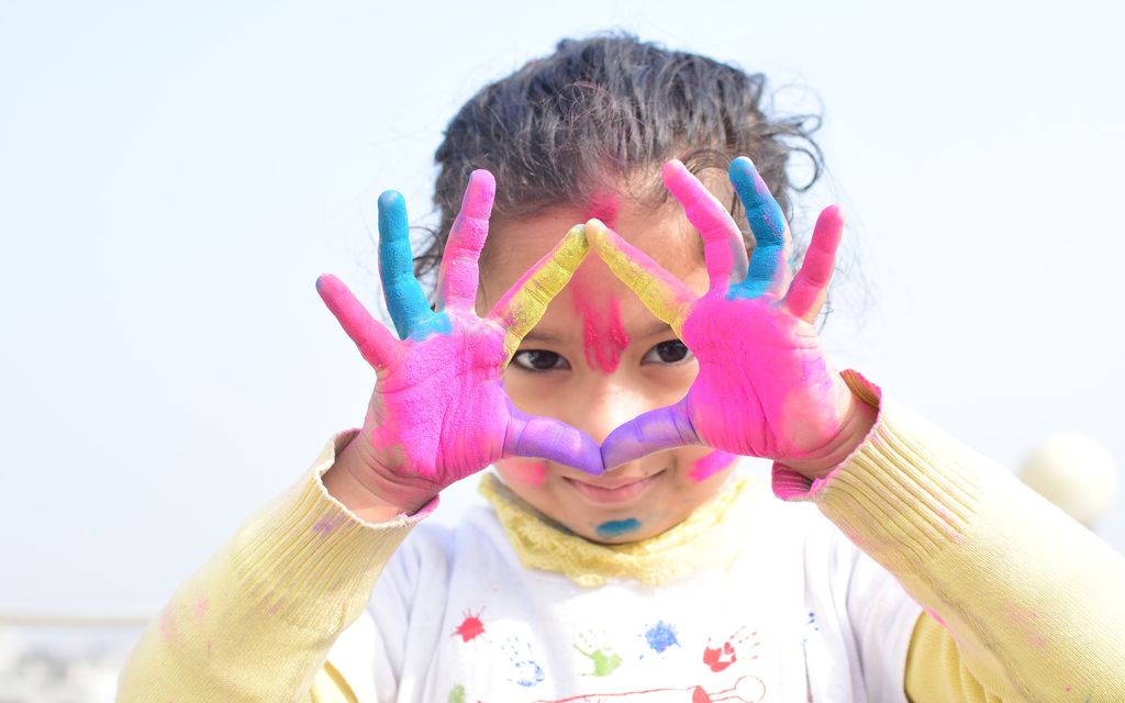 Bambina Mani Colorate 22975