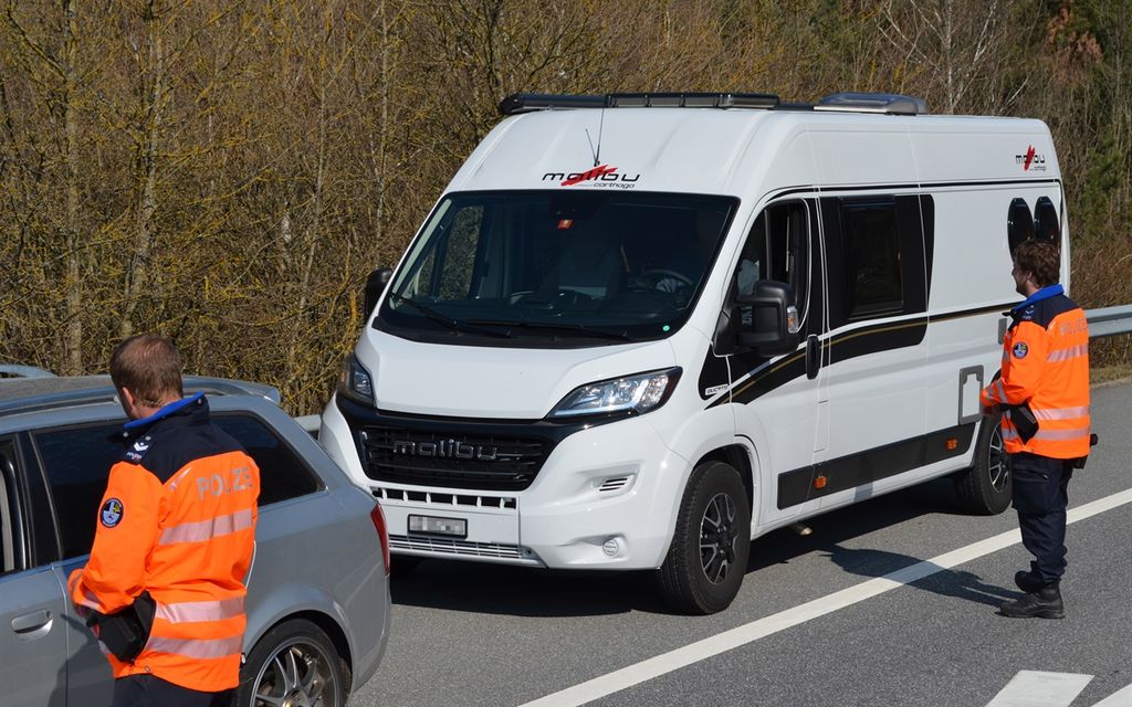 Coronavirus Controlli Polizia Bf2d1