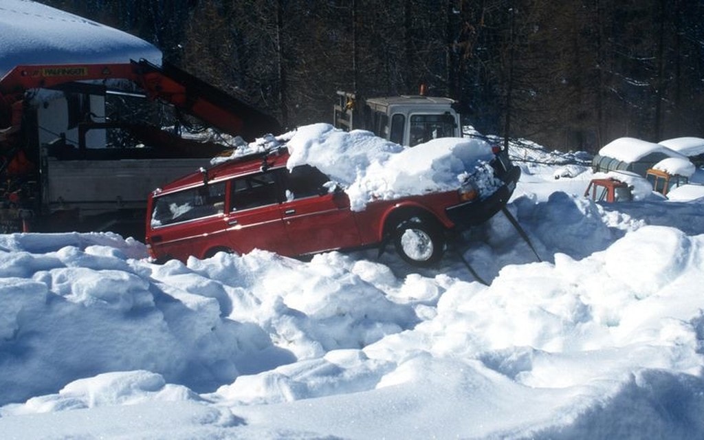 Csm 990226 Evolene La Confraric04.jpg A8b5013e70 Edbea