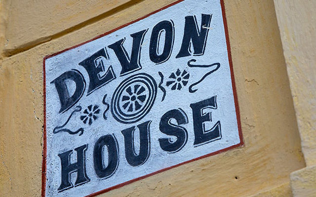 Devon House Scritta A37b6