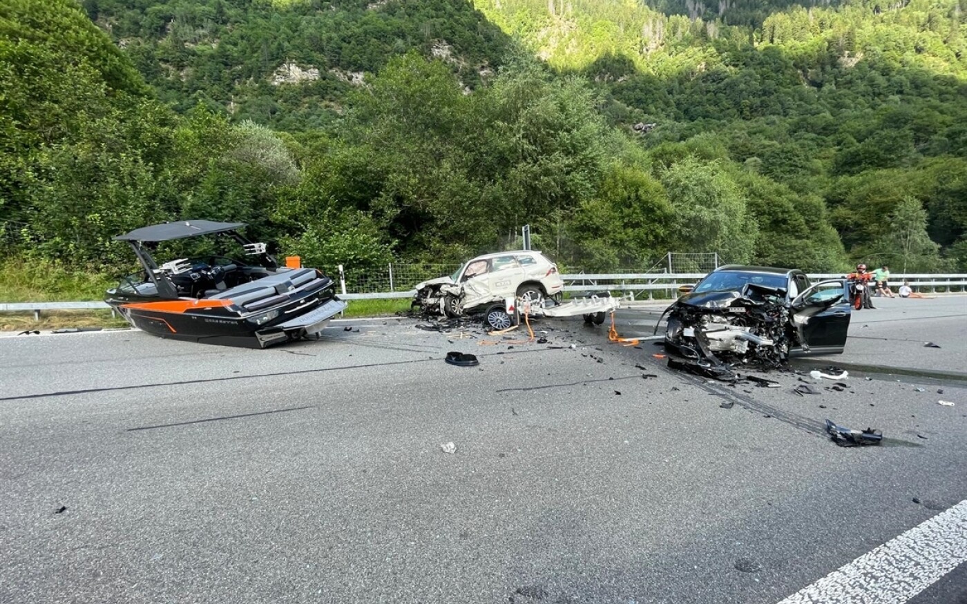 Incidente Frontale Mesocco A13.HR 5508e