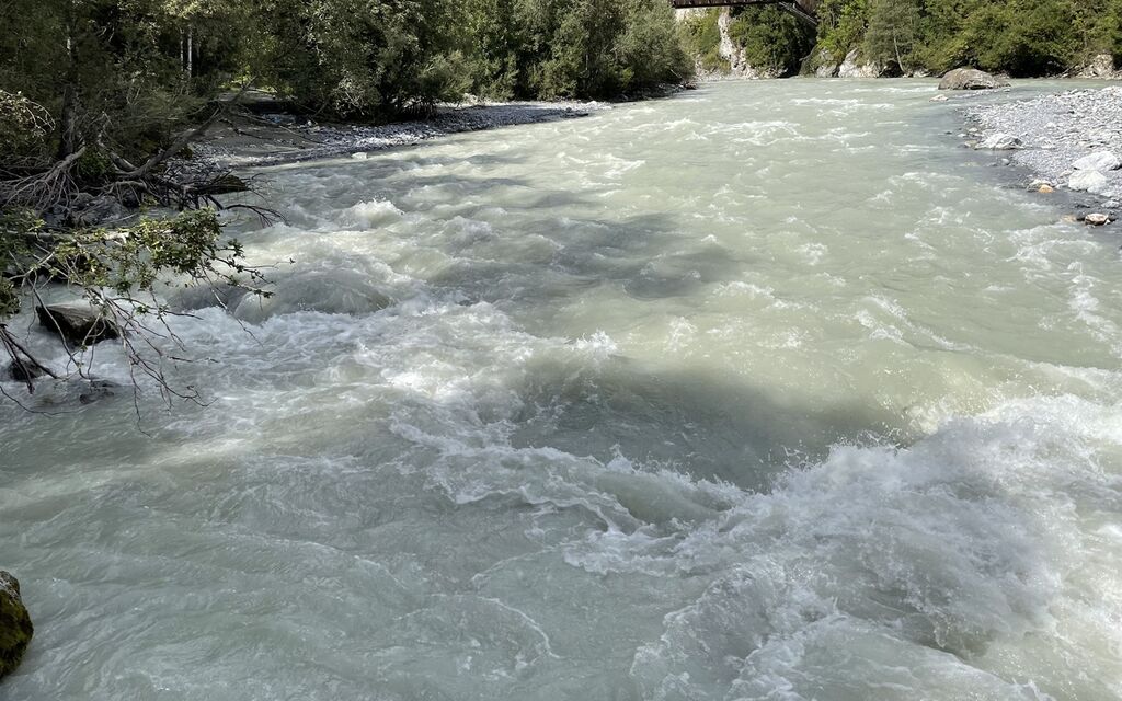 Kayak Fiume Scuol  W 1600  H 0 Fd212