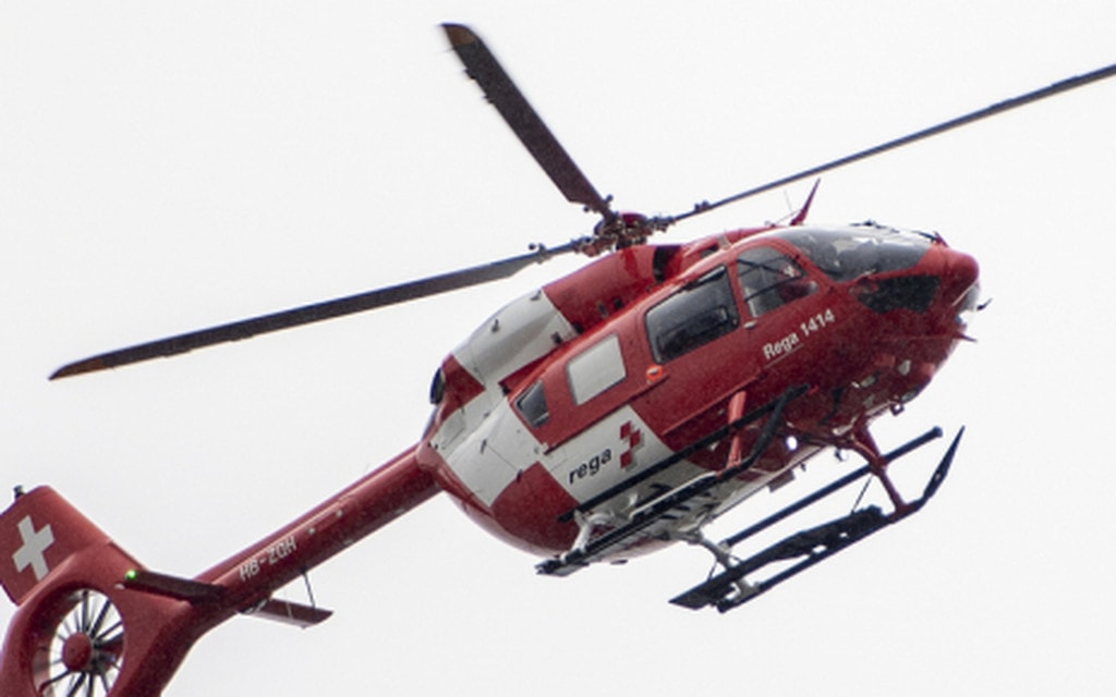 L  Muore Cadendo Dalle Scale Di Un Locale G1uc D9dde