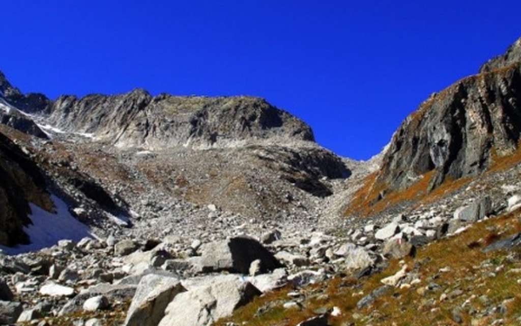 L  Val Monastero Ritrovata L Escursionista Dispersa Gamu 624c9