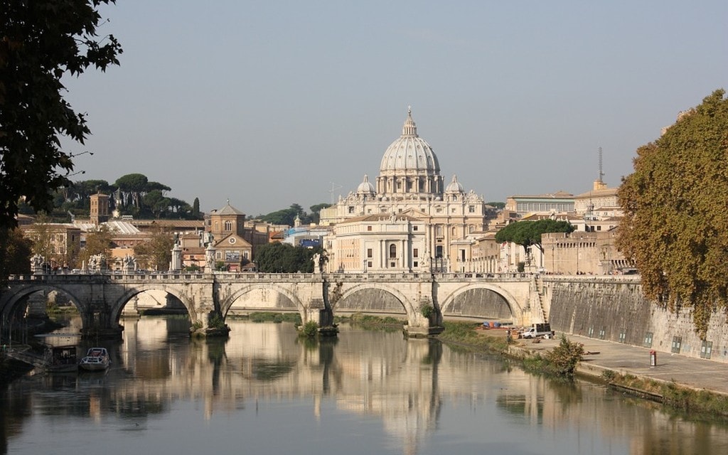 Vaticano F00f1