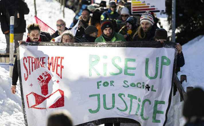 Corteo Protesta Davos 2024 Bb83b