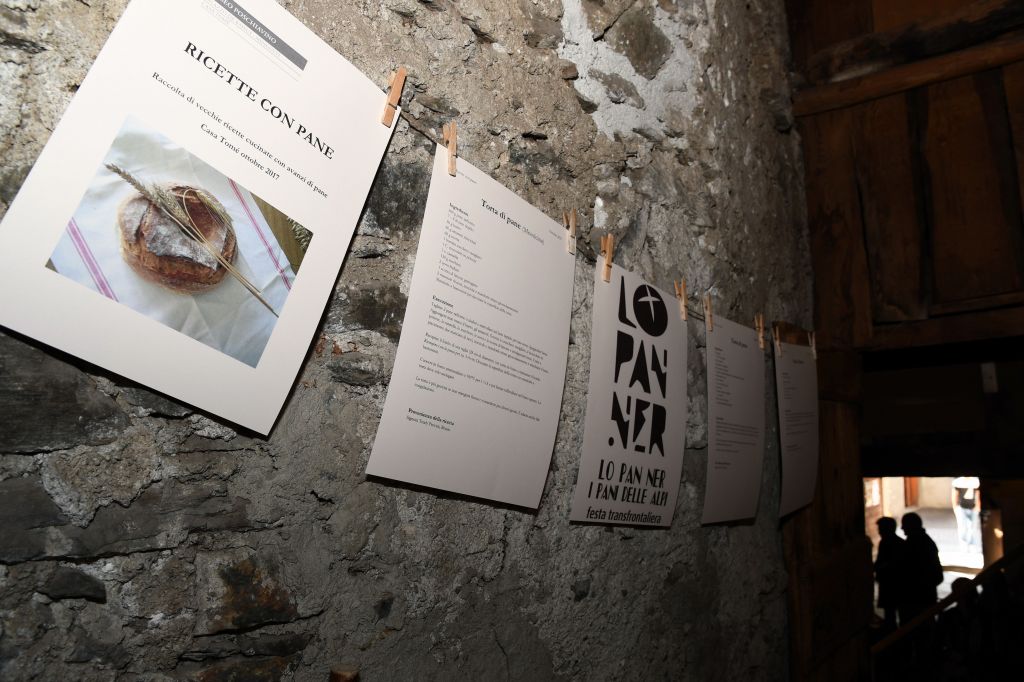 DSC_5899.jpg Res 1273 79b91a28f80cd06152b762e68ab259e1