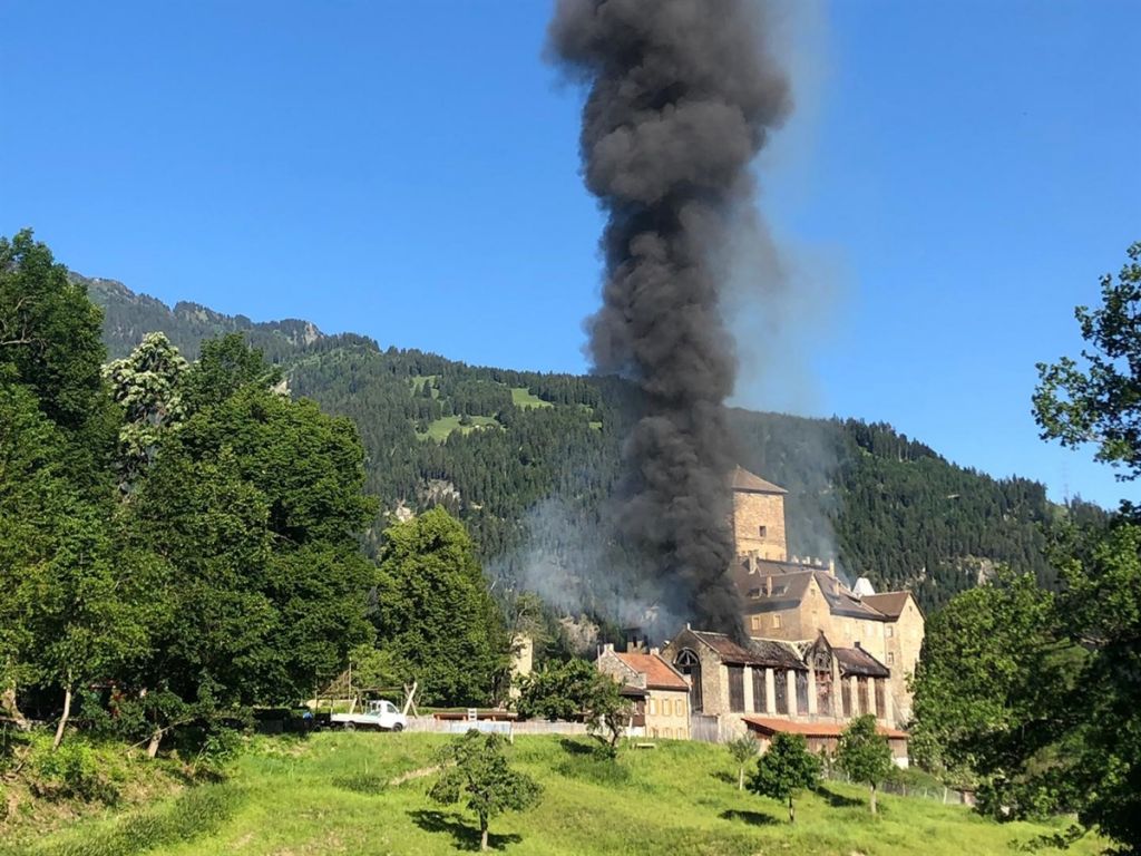 2019-06-19 Tomils Stallbrand1__w_1200__h_0.jpg Res 2097 4e2e3e46652dab0aa26e128e1083647f