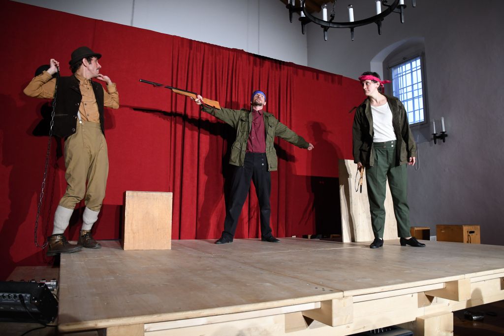 DSC_2127.jpg Res 2153 6a26b76415f86418b0c801cb40369304