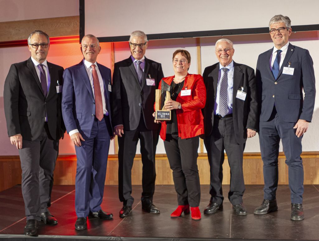 2_Nationaler-Bildungspreis_Ehrengäste.jpg Res 2721 E4e64f2b0b48173e6fb897449464108e