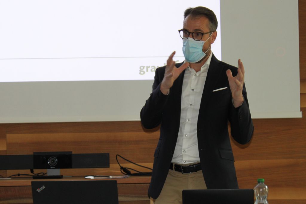 Console-NL-grigri_7870.jpg Res 4605 1ad5922970535f1b0b2abc079a82ae76