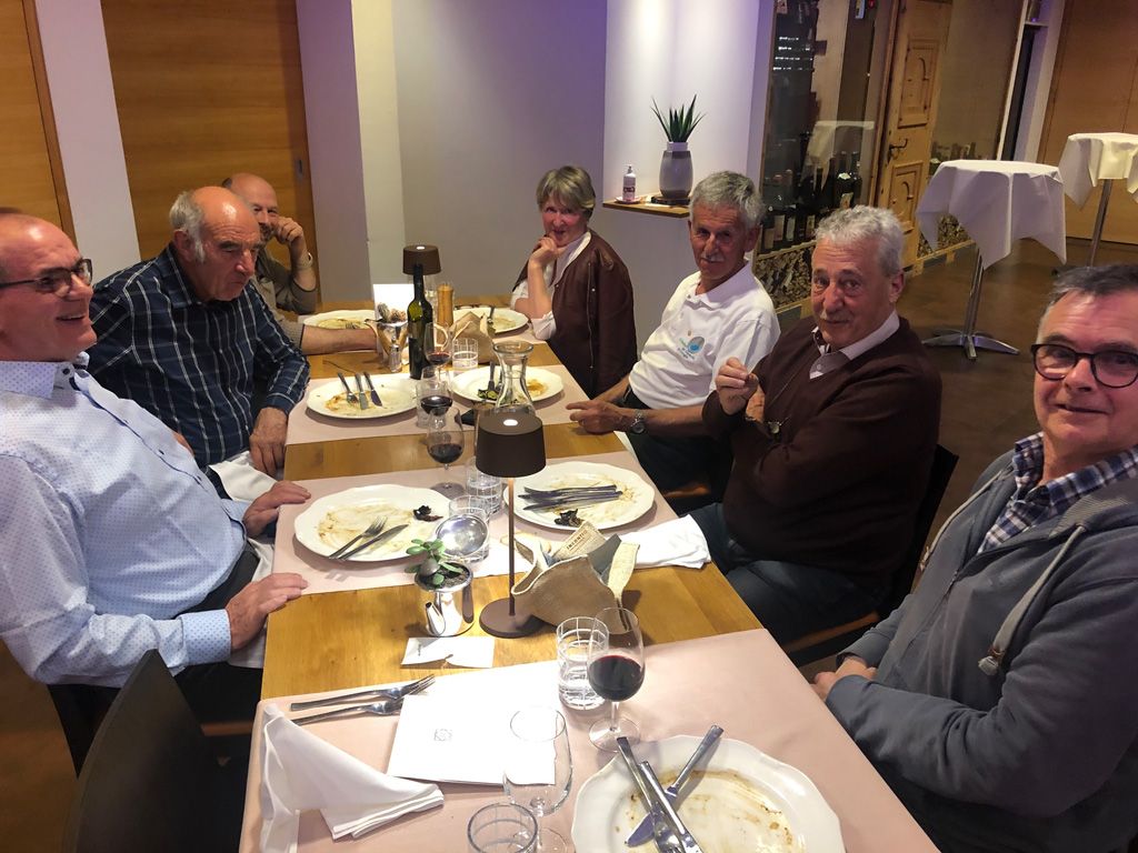 IMG_1587.jpg Res 4919 55c8b76da4dc1f45ad54616beb82366a