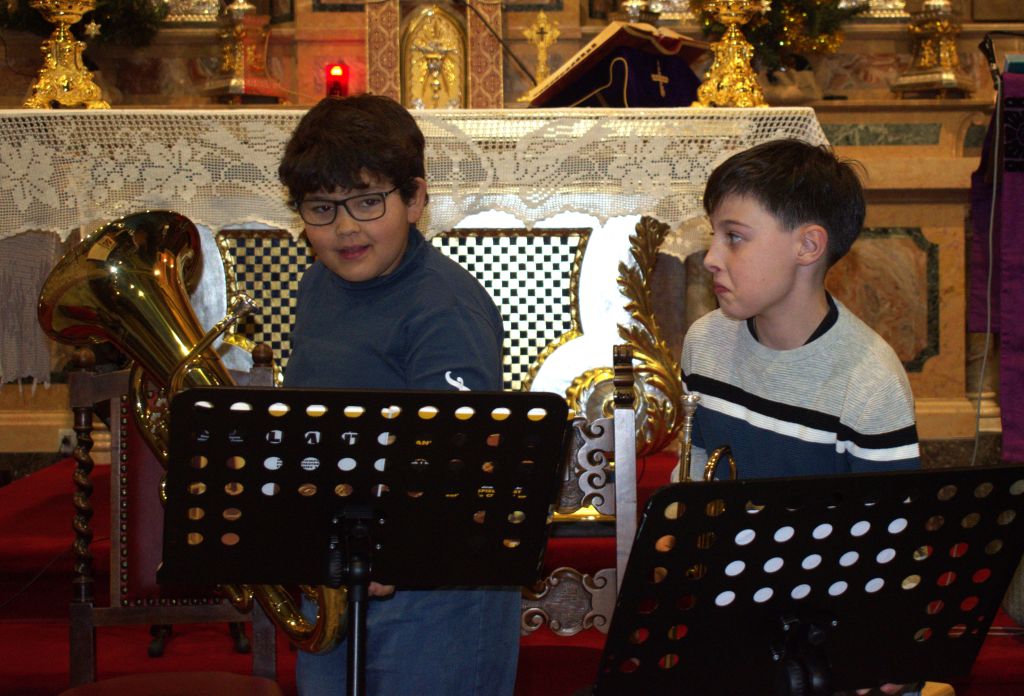 s22.jpg Res 6461 2ba53251e66ac3966e23774e55490a0a