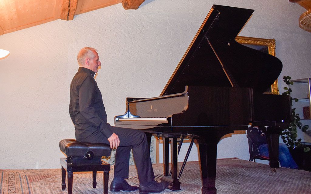 _DSC0077.jpg Res 7293 8e549042243890907f396bdb97633246