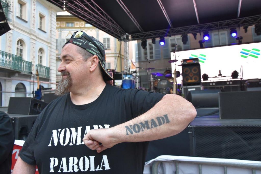 Stefano_Fan von Nomadi_in_Poschiav_2025©Urs_Oskar_Keller_2025_CH-8597_Landschlacht_LM_3538.jpg Res 7878 F401ef721c225b9f8c03d7d61e0085aa