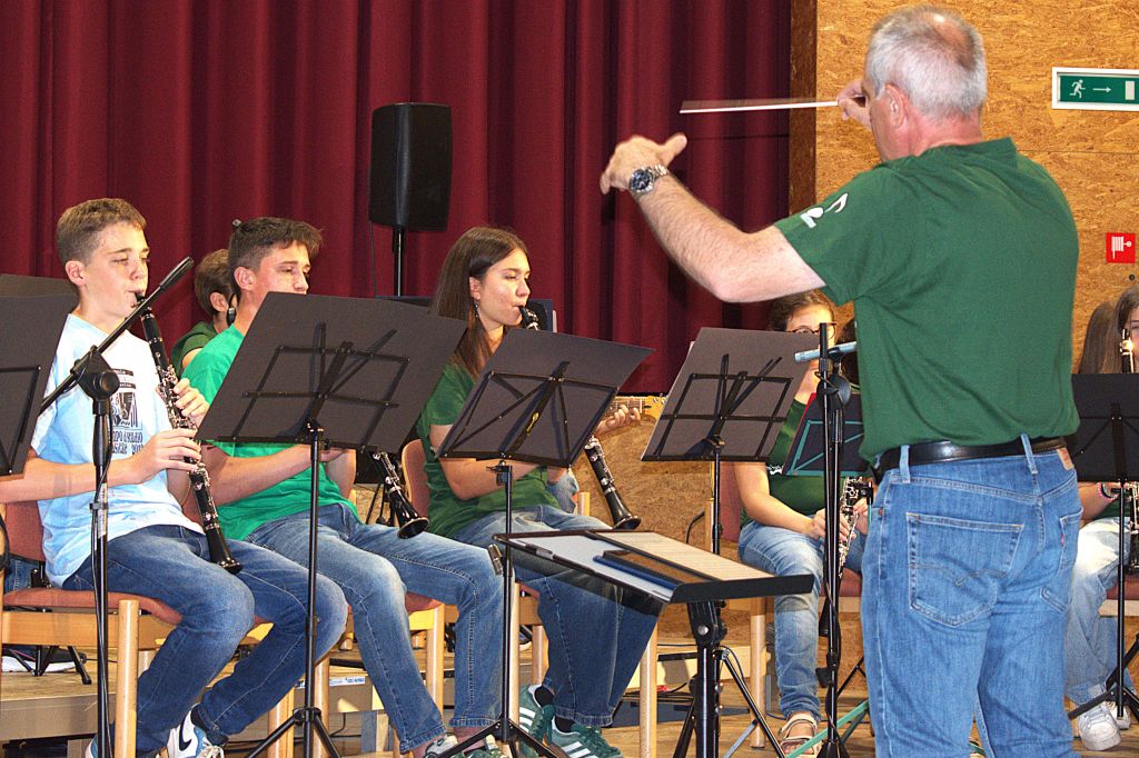 _DSC0033.jpg Res 8074 37a66fc474af7039eb6cbf7aad2d1d31