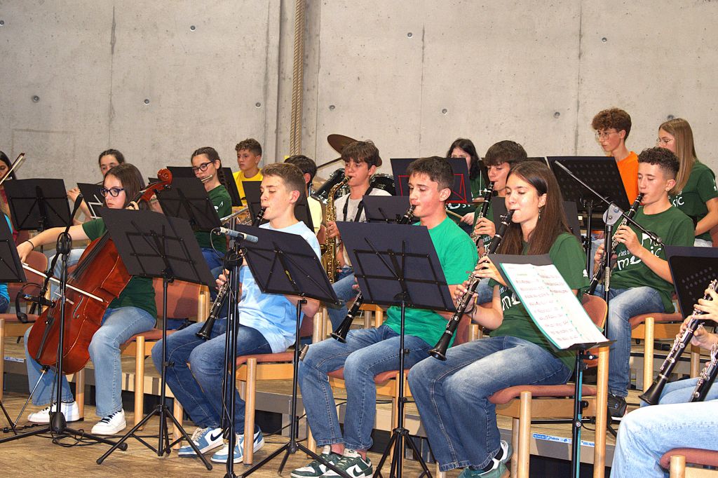 _DSC0044.jpg Res 8074 A871dc7955db054f3704beaf30b25c9c