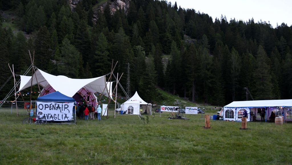 DSC_3681.jpg Res 809 98e63d9819f36a423f1126bf620947d0