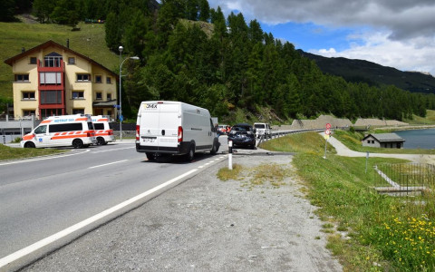 Due feriti in un tamponamento a Silvaplana