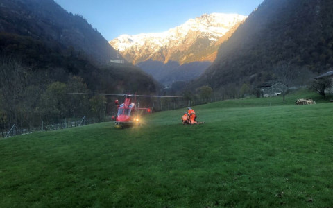 Deceduto aiutante di volo dopo incidente a Soazza