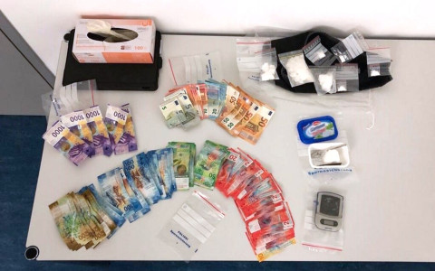 Spacciatore di droga arrestato a Samedan