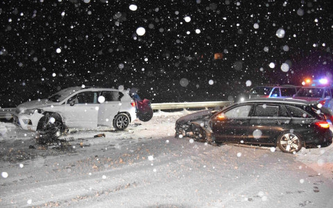 Bivio: incidente con tre persone ferite Bivio: incidente con tre persone ferite