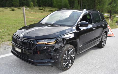 Prosegue la marcia nonostante la collisione Prosegue la marcia nonostante la collisione